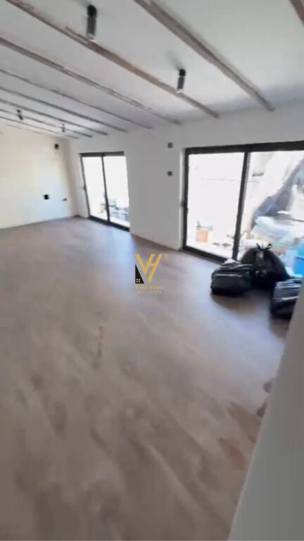 Apartament në shitje në Shallvaret, Tiranë, 113 m². Foto 1 nga 2