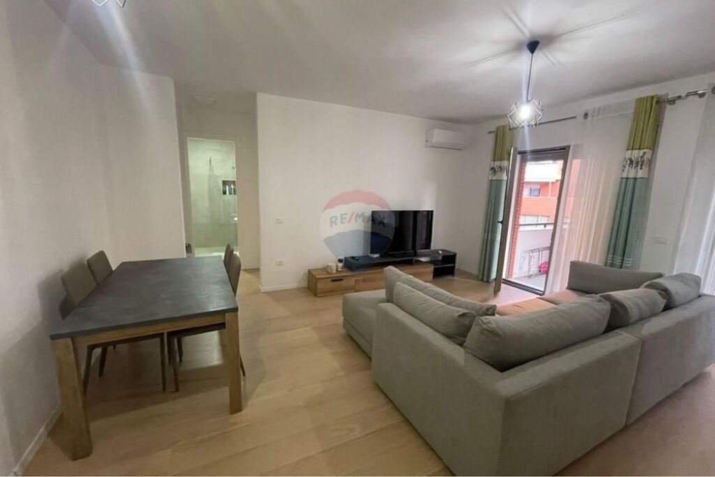 Apartment for rent in Kompleksi Delijorgji, Tirana, 70 m². Photo 3 of 3
