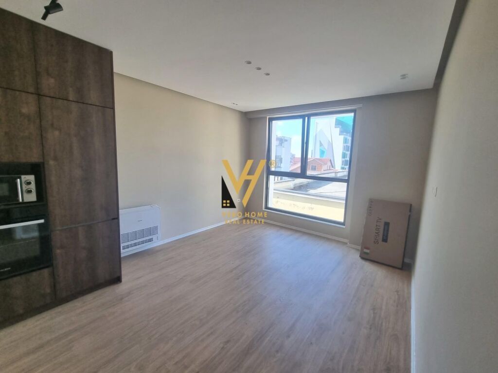 Apartament 1+1 me qera në Jordan Misja, Tiranë, 70 m². Foto 1 nga 3
