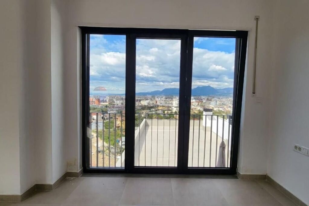 Apartament në shitje në Kodra e Diellit, Tiranë, 166 m². Foto 2 nga 3