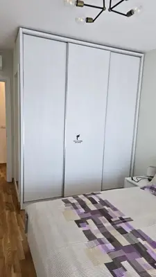 Apartament 1+1 me qera në Rruga Bardhok Biba, Tiranë, 77 m². Foto 4 nga 6