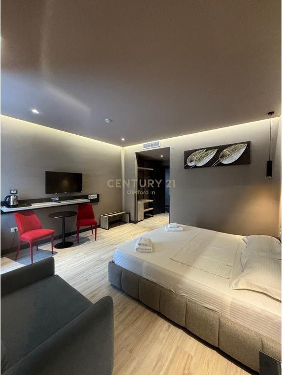 Magazinë në shitje në Vlora Marina, Vlorë, 1 400 m². Foto 2 nga 9