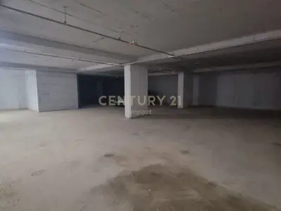 Apartament 2+1 me qera në Spitali QSUT, Tiranë, 96 m². Foto 2 nga 7