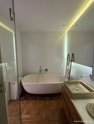 Appartamento 2+1 in affitto ad Ambasador 3, Tirana, 147 m². Foto 8 di 8