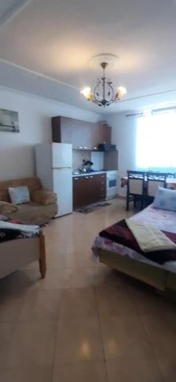 Appartamento 2+1 in affitto a Urgjenca e Pediatrisë, Tirana, 80 m²