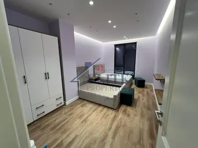 Apartament 3+1 me qera në Porcelan, Tiranë, 135 m². Foto 5 nga 8