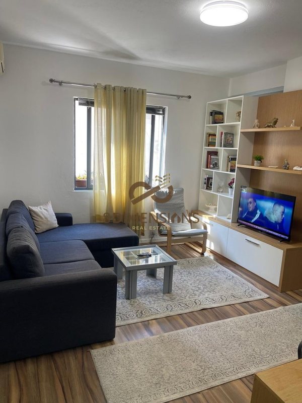 Monolocale in vendita a Rruga Ndre Mjeda, Tirana, 48 m²