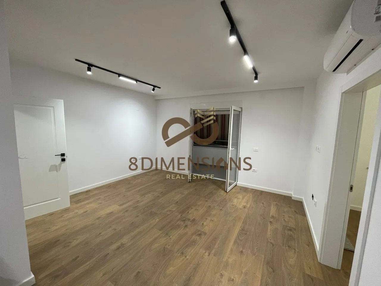 Appartamento 1+1 in affitto a Rruga e Elbasanit, Tirana, 67 m². Foto 1 di 8
