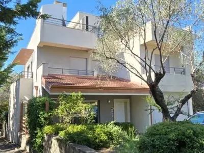 Vilë në shitje në Lundër, Tiranë, 614 m². Foto 4 nga 4