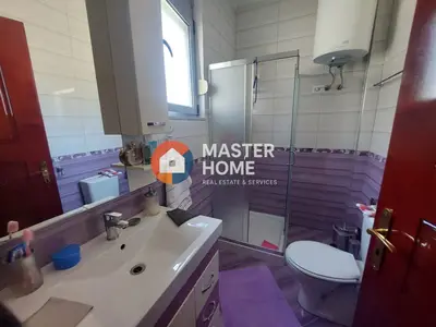 Apartament 2+1 në shitje në Rruga Sadik Zotaj, Vlorë, 100 m². Foto 10 nga 11