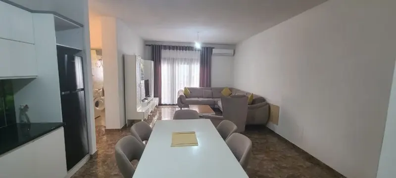 Apartament 2+1 me qera në Kompleksi Green City, Tiranë, 120 m²