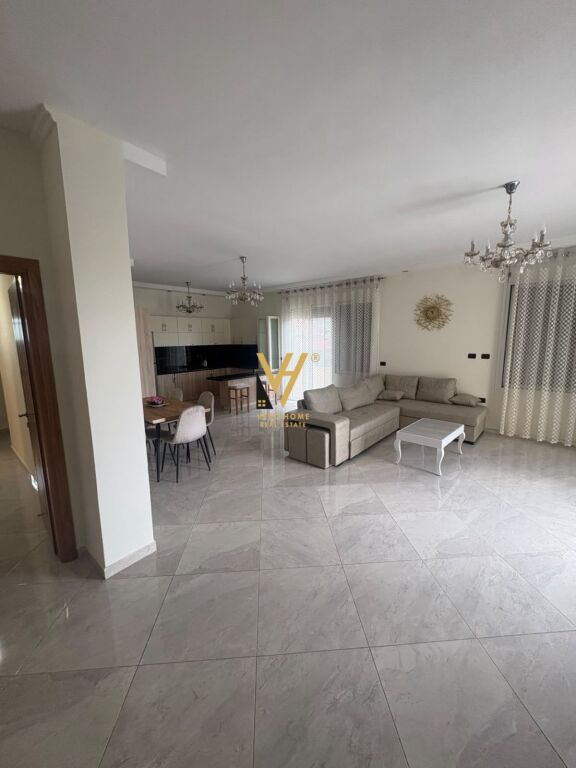 Appartamento 3+1 in affitto a Sauk, Tirana, 170 m². Foto 1 di 3