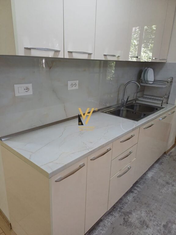 Apartament 1+1 në shitje në Rruga e Elbasanit, Tiranë, 60 m². Foto 2 nga 3