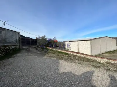 Magazinë në shitje në Arbane, Tiranë, 600 m². Foto 2 nga 6