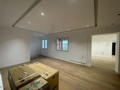 Zyrë me qera në Shkolla e Baletit, Tiranë, 150 m². Foto 7 nga 8