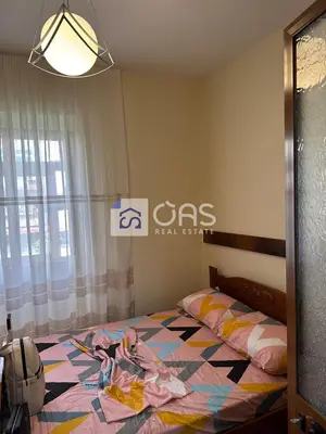 Apartament 1+1 me qera në Blloku, Tiranë, 50 m². Foto 2 nga 7
