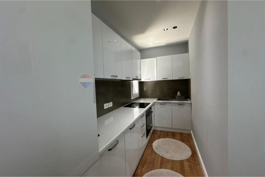 Appartamento in affitto a Rruga Ndre Mjeda, Tirana, 85 m². Foto 3 di 3