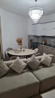 Apartament me qera në Sheshi Pranvera, Durrës, 100 m². Foto 3 nga 12