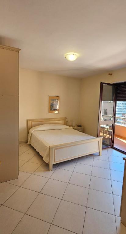 Apartament 2+1 në shitje në Rruga e Barrikadave, Tiranë, 110 m². Foto 3 nga 4