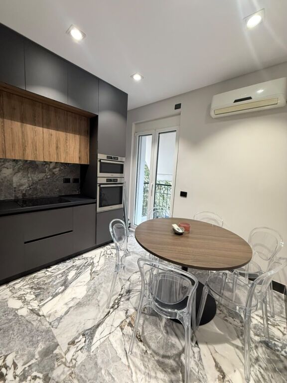 Apartment 1+1 for rent in Rruga Ibrahim Rugova, Tirana, 70 m². Photo 3 of 3