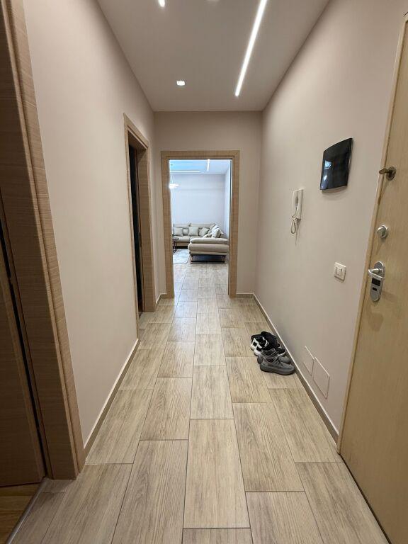 Apartament 2+1 me qera në Posta Shqiptare Durrës ZP Qendër - 2001, Durrës, 90 m². Foto 3 nga 7
