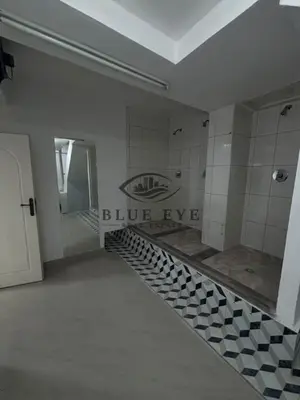 Commercial space for rent in Stadiumi, Durrës, 174 m². Photo 7 of 11