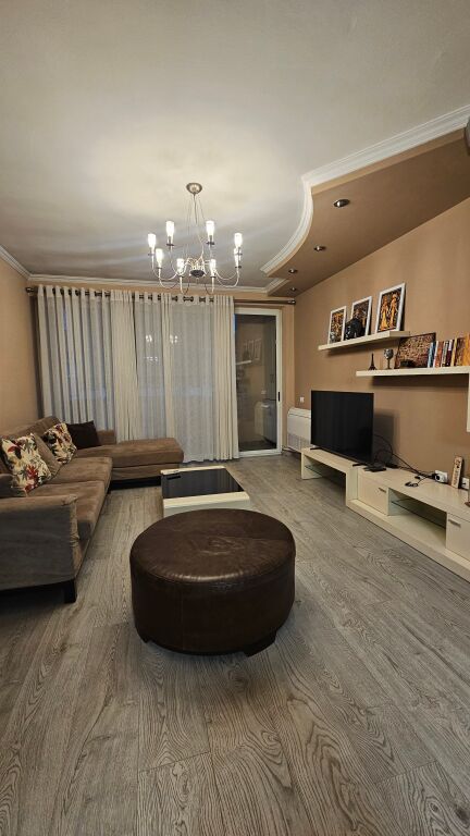 Apartment 2+1 for rent in Rruga Medar Shtylla, Tirana, 125 m²