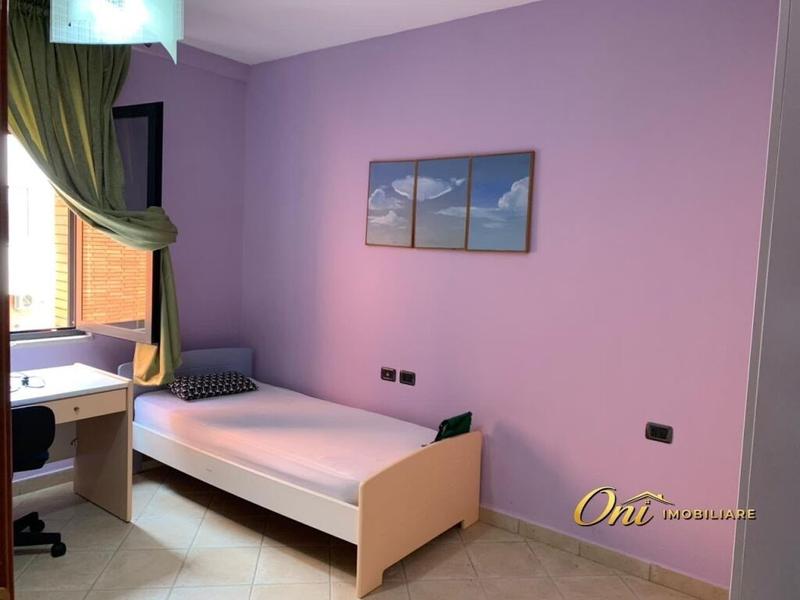 Apartament 2+1 me qera në 9 Kateshet Stacion Urbani, Tiranë, 105 m². Foto 3 nga 6