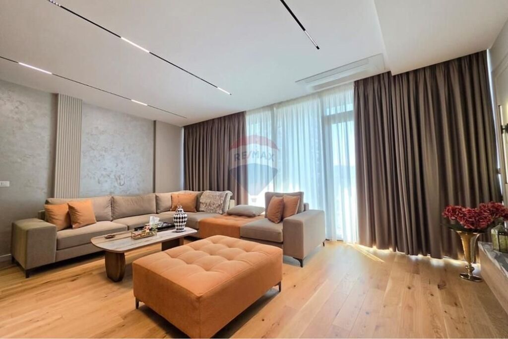 Apartment 2+1 for rent in Lake View Residences, Tirana, 131 m². Photo 2 of 3