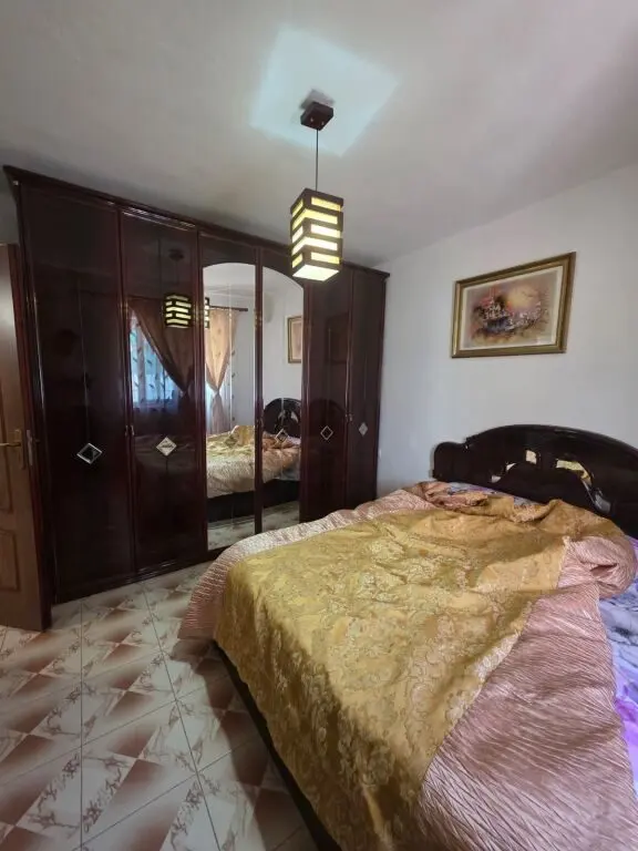 Appartamento 1+1 in affitto a Rruga Dalip Zavalani, Tirana, 60 m²