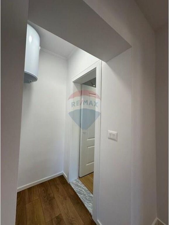Apartament 2+1 në shitje në Bulevardi Zogu I, Tiranë, 75 m². Foto 2 nga 3