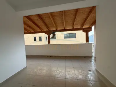 Apartament 2+1 në shitje në Qendra e Formimit Profesional ish URT, Durrës, 150 m². Foto 6 nga 7