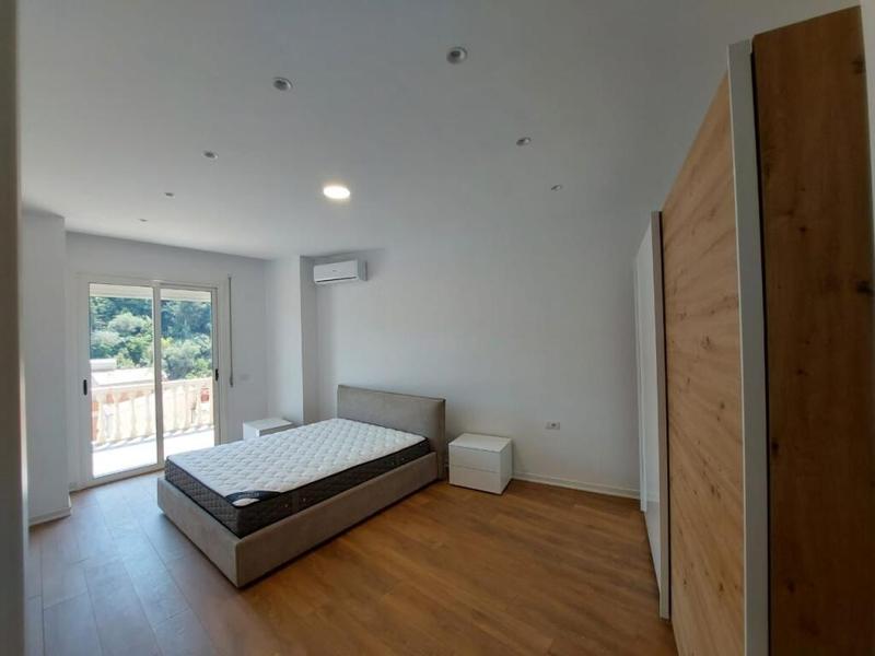 Apartament 2+1 në shitje në Bulevardi Vlore-Skele, Vlorë, 129 m². Foto 4 nga 12