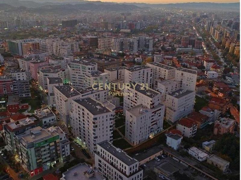 Ambient biznesi në shitje në Rruga Frosina Plaku, Tiranë, 151 m²