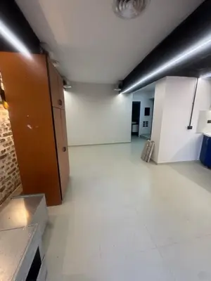 Ufficio in affitto a Vasil Shanto, Tirana, 100 m². Foto 5 di 11