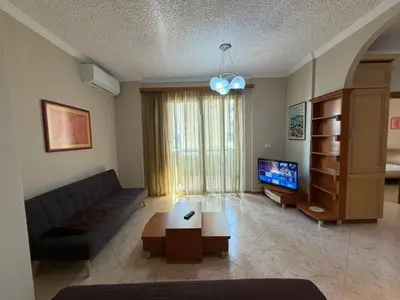 Apartament 2+1 me qera në Rruga e Kosovarëve, Tiranë, 92 m². Foto 2 nga 10