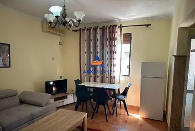 Apartament 1+1 në shitje në Laprakë, Tiranë, 64 m². Foto 2 nga 6