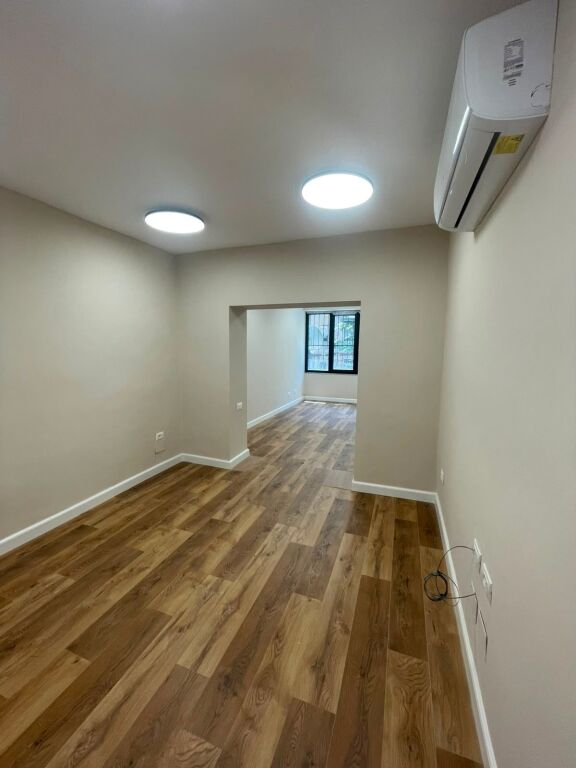 Commercial space for rent in Rruga e Kosovarëve, Tirana, 110 m²