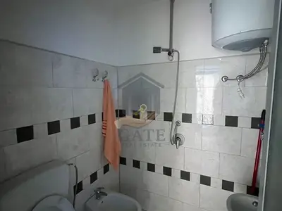 Commercial space for rent in Rruga Kastrioti, Durrës, 40 m². Photo 3 of 3