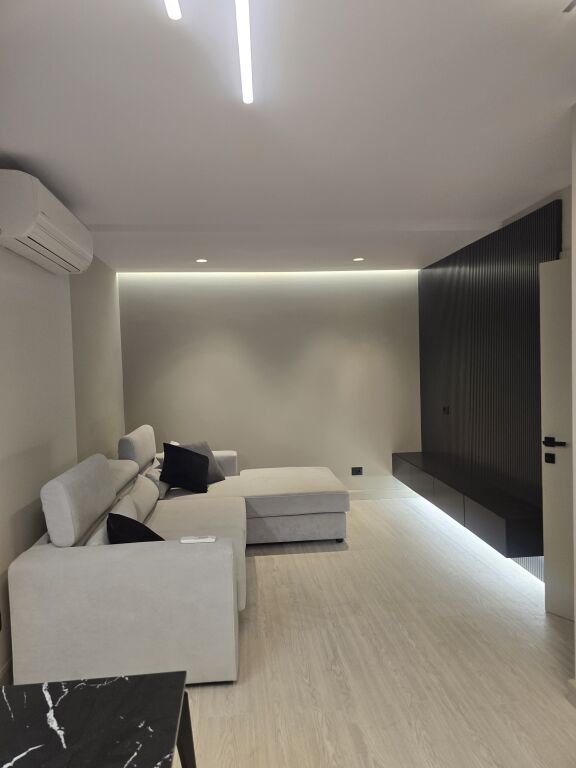 Apartment 2+1 for sale in Mali i Robit, Golem, 104 m²