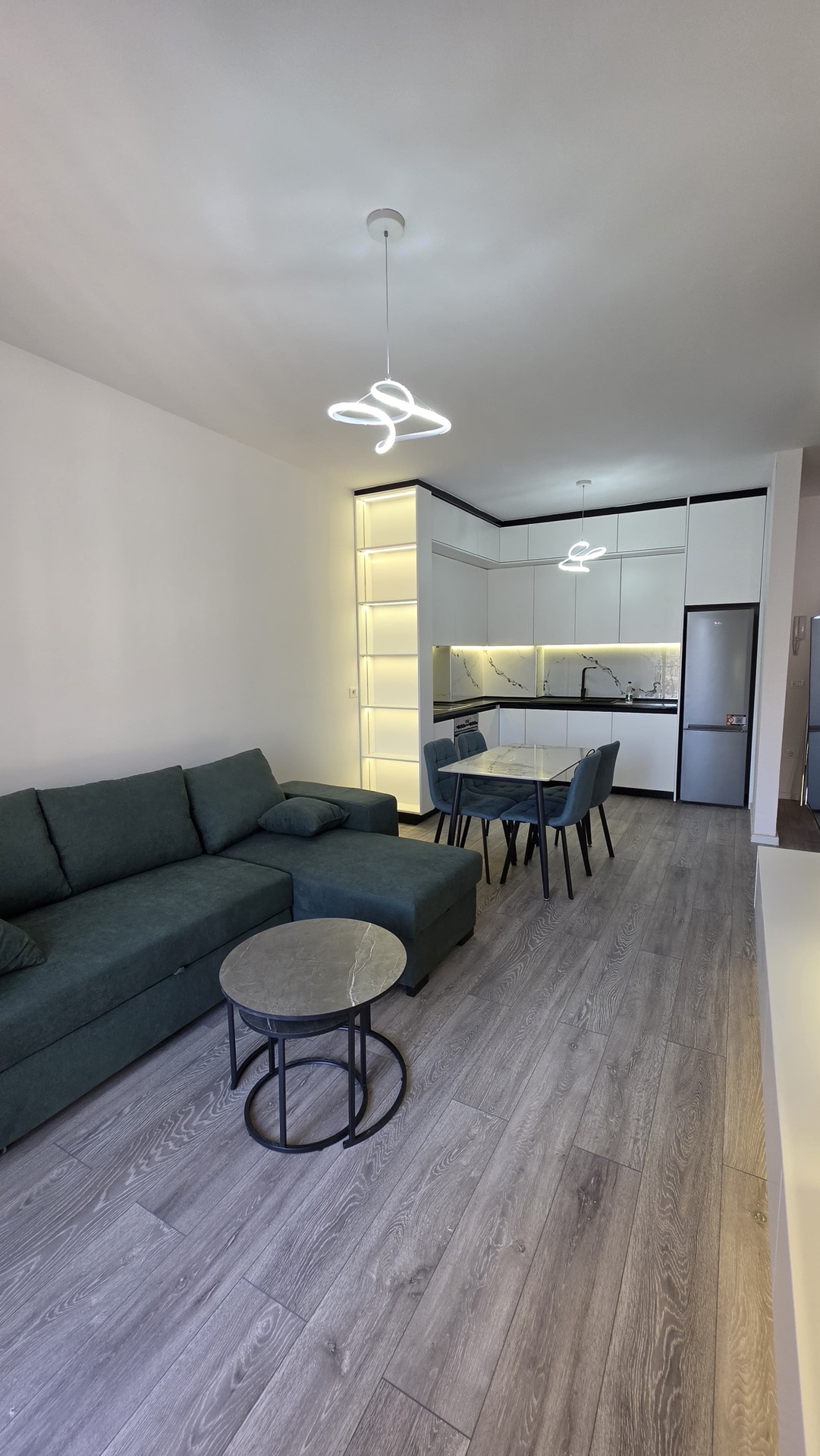 Apartment 2+1 for rent in Rruga Dritan Hoxha, Tirana, 87 m². Photo 1 of 5