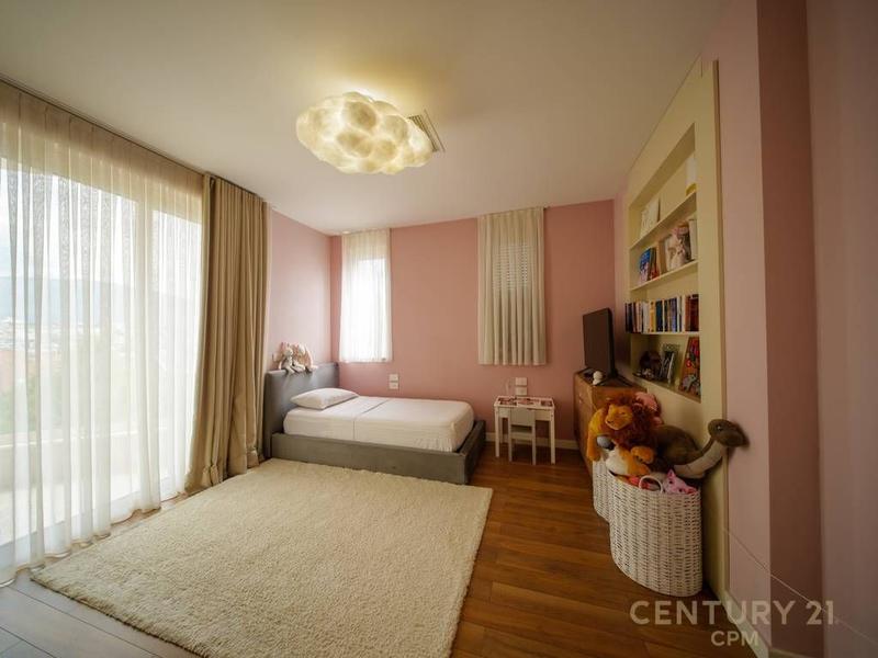 Vilë në shitje në TEG, Tiranë, 396 m². Foto 12 nga 12