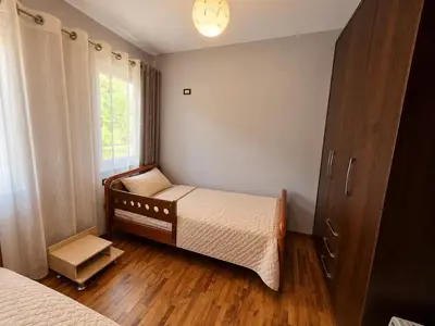 Appartamento 2+1 in affitto a Kopështi Zoologjik, Tirana, 100 m². Foto 6 di 7
