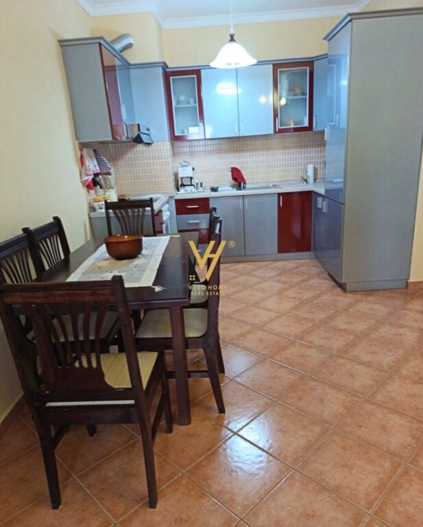 Apartament 1+1 me qera në Kopështi Zoologjik, Tiranë, 68 m². Foto 2 nga 3