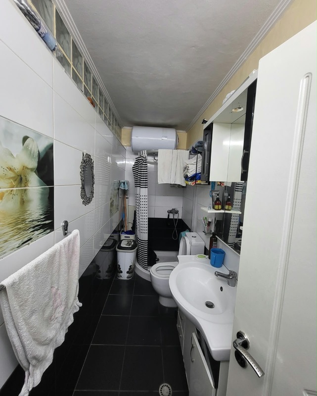 Appartamento 2+1 in vendita a Rruga e Kavajës, Tirana, 59 m². Foto 3 di 6