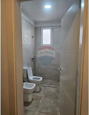 Zyrë me qera në Rruga Papa Gjon Pali II, Tiranë, 75 m². Foto 5 nga 5