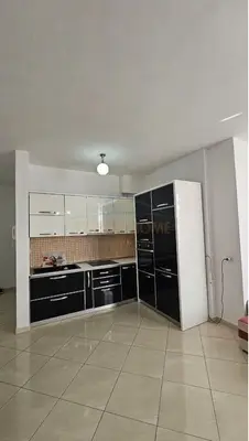 Apartament 3+1 me qera në Rruga Aleksander Goga, Durrës, 117 m². Foto 2 nga 9