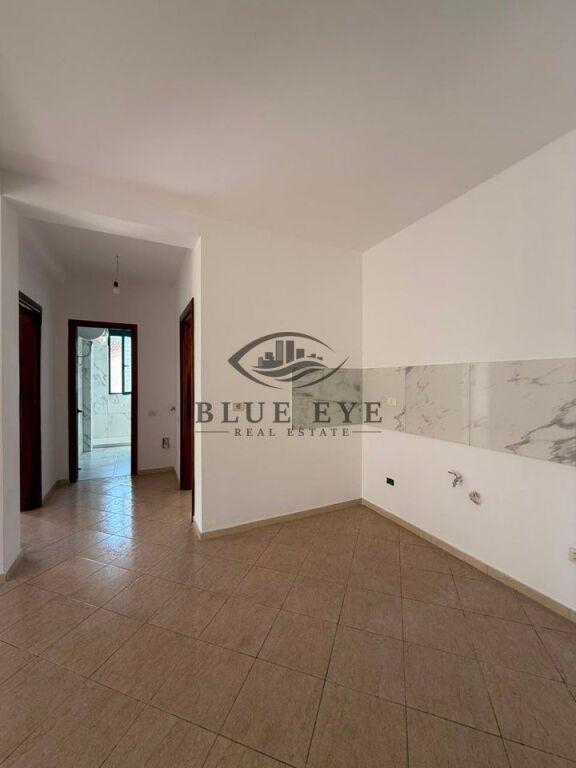 Apartament 2+1 në shitje në Plazh, Durrës, 88 m²