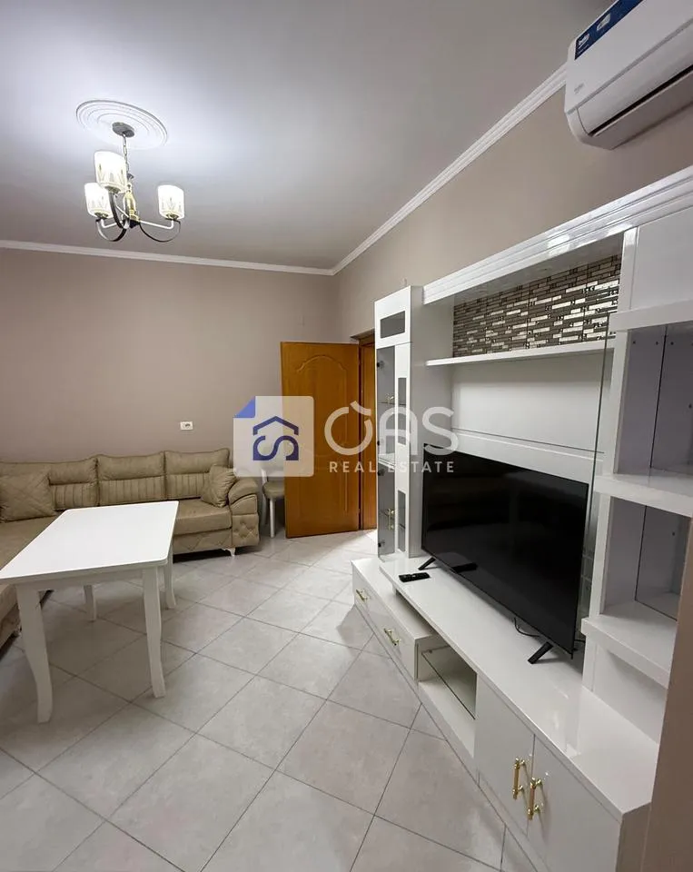 Apartament 2+1 me qera në 21 Dhjetori, Tiranë, 80 m². Foto 1 nga 10