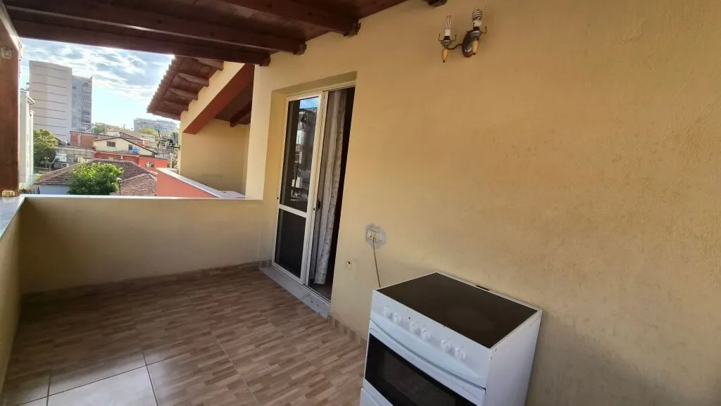 Vilë 2+1 në shitje në Rruga Siri Kodra, Tiranë, 381 m². Foto 1 nga 12